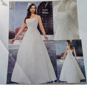 Mary's Bridal Ivory White Wedding Dress